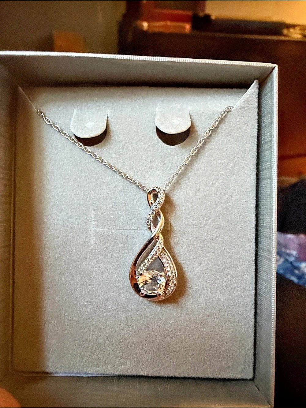 Zales Infinity Teardrop Necklace in sterling Silver- New in box